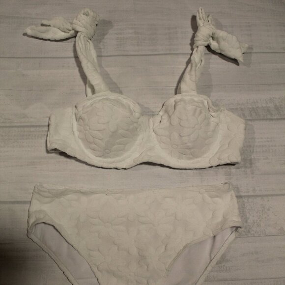 White floral textured bikini with high waist bottom bandeau style w straps top M - Picture 2 of 7
